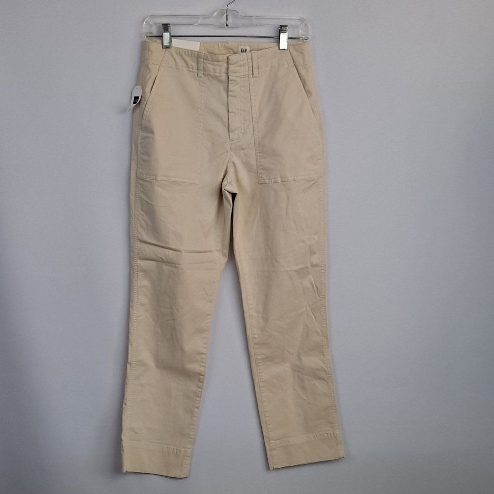 Gap Ladies chinos NWT